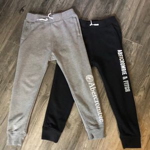 2 boys Abercrombie kids joggers